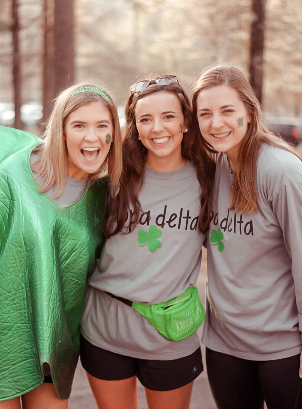 Kappa Delta collegiate sisters