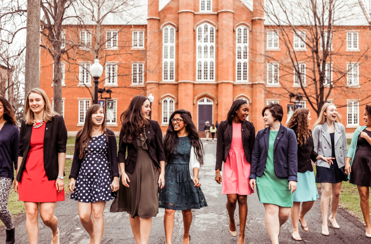 Kappa Delta collegiate sisters